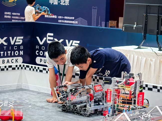 激烈角逐2.jpg