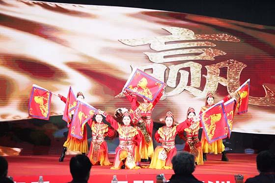 表演11.jpg 表演11.jpg